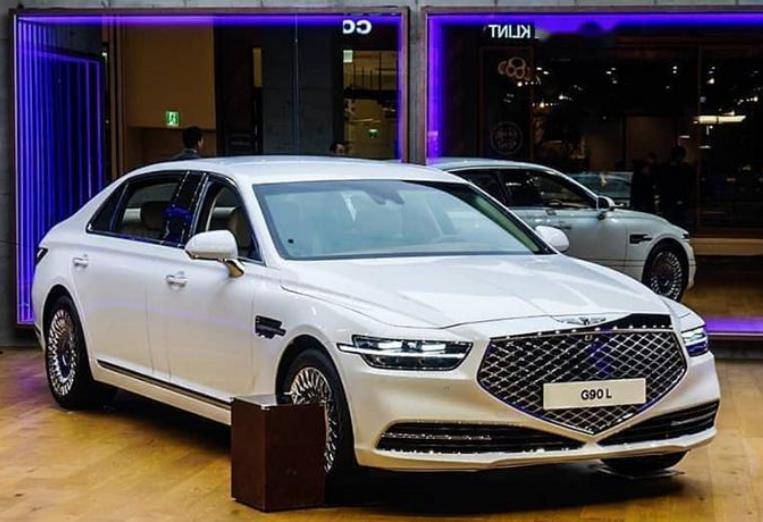 韩版"小迈巴赫"海外到店,看完这台车,清晰感受到国产的差距_搜狐汽车