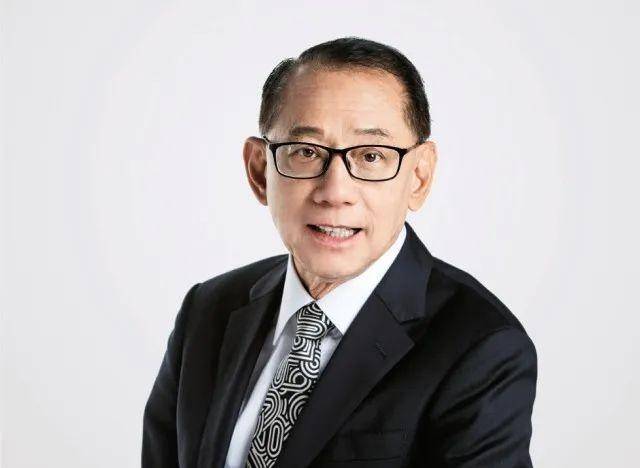 独家揭秘——英皇老板杨受成的5大"法宝"_工作_香港_电影