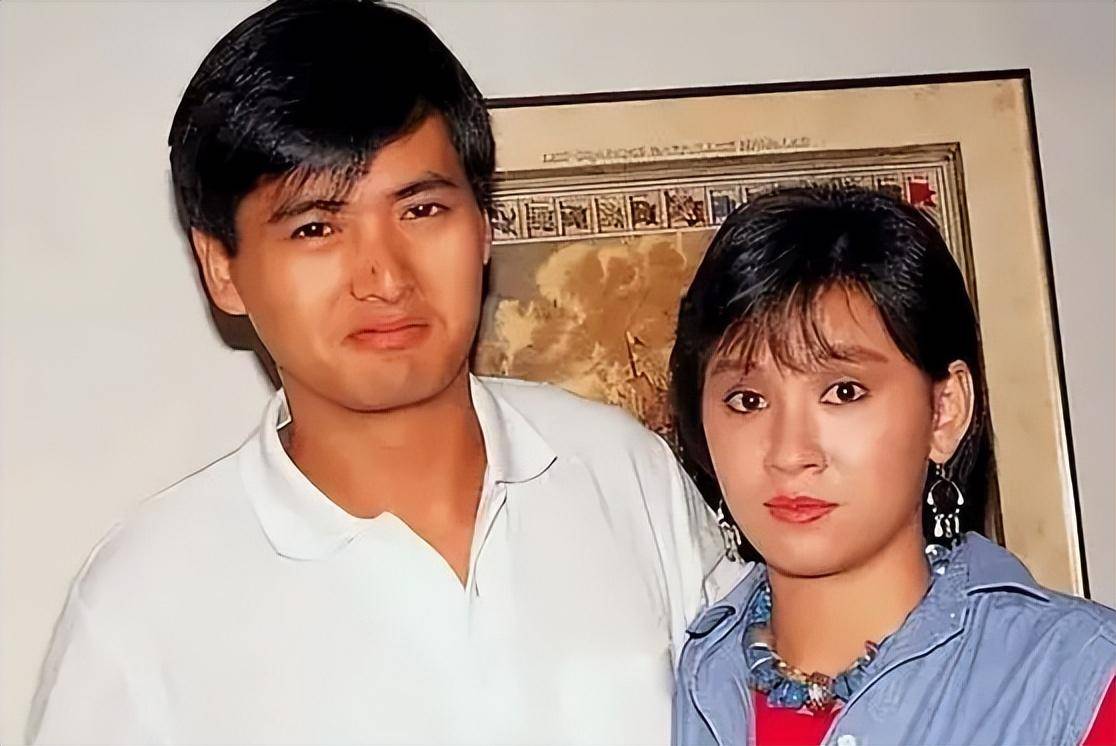 周润发:我一生不要孩子,不与成龙周星驰合作,死后捐出所有财产_陈荟莲