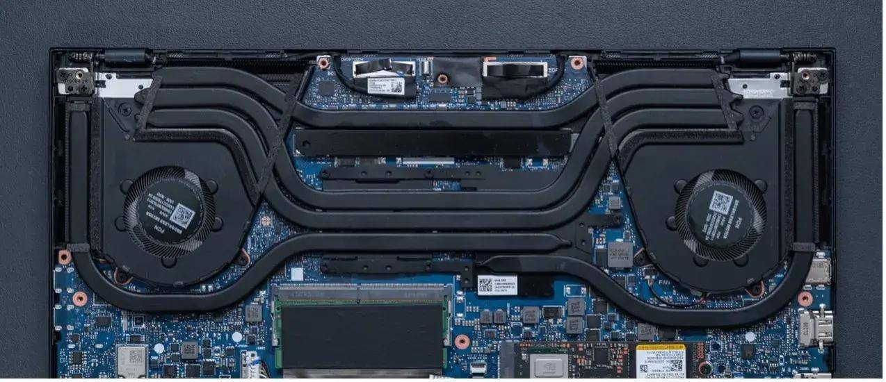 顶级 OLED 屏幕 + 虚拟旋钮的高能轻薄创作本:华硕灵耀 Pro 14 测评