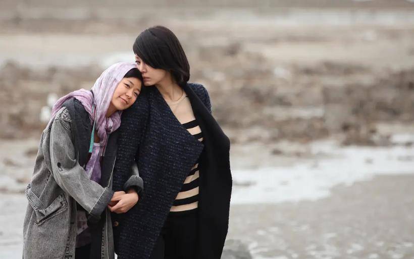 申恩庆两部大奉献电影,都是复出后彻底放飞自我的作品_丈夫_素英_少女