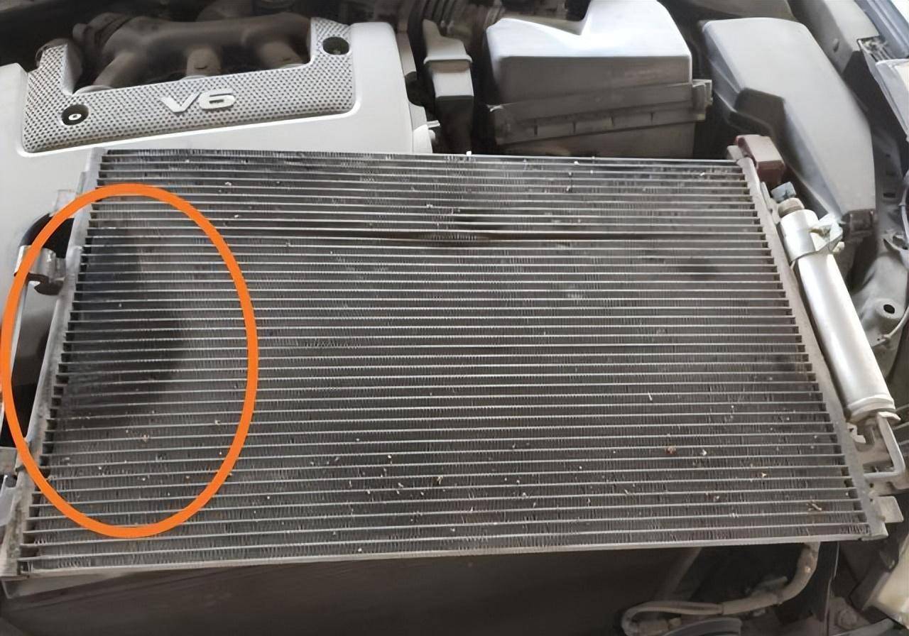 汽车散热器的主要结构和特点_搜狐汽车_搜狐网