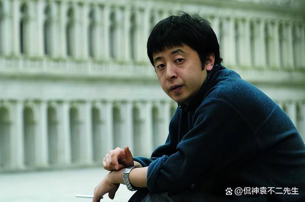 一个县城小混混,通过拍"地下电影"而成为国际大导_贾樟柯_汾阳_贾父