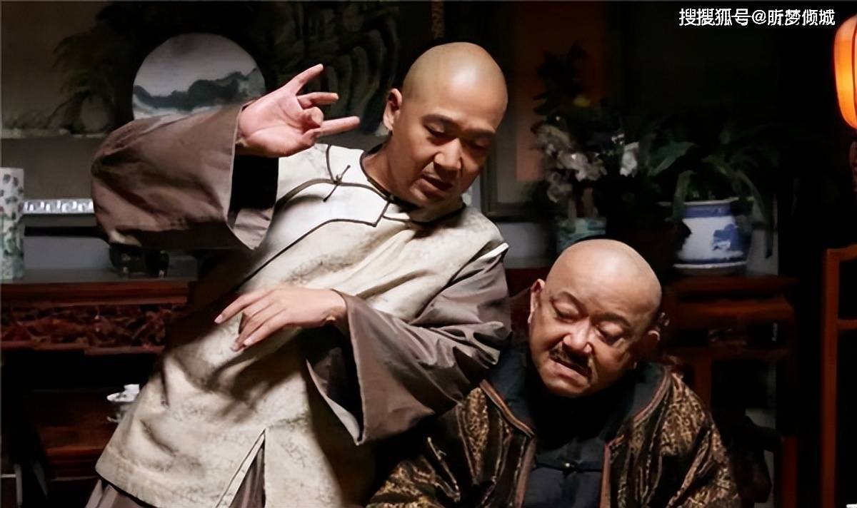 结语通过国外画家的努力还原乾隆真实面目并与明星孙海英相比较,让