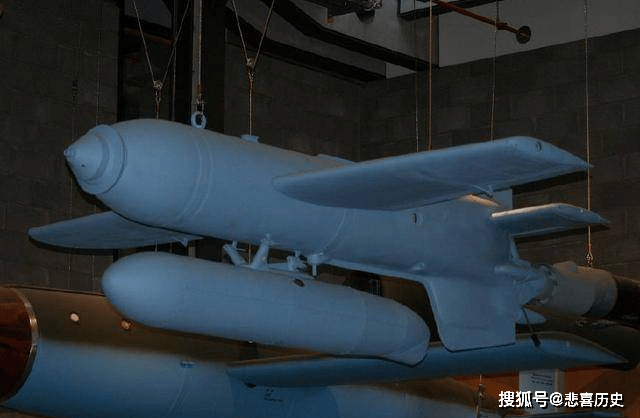 hs293无线电制导炸弹_弹体_空舰导弹_成功