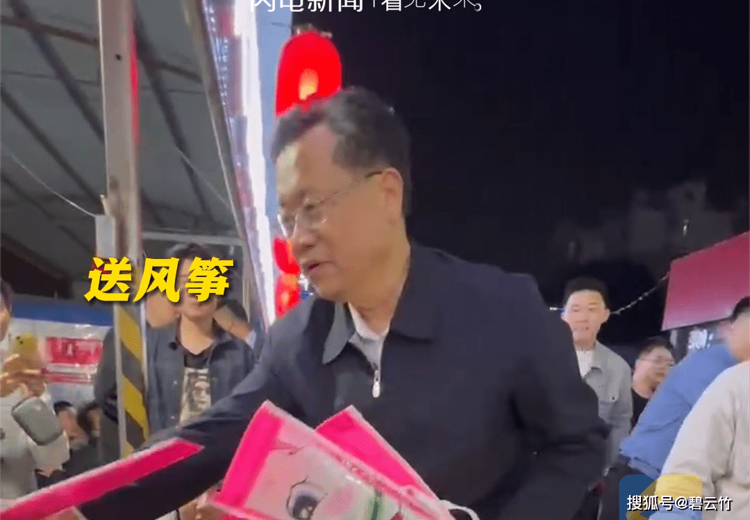 潍坊文旅局长淄博烧烤摊疯狂揽客：一场文化自信的展示（潍坊文旅局领导班子）