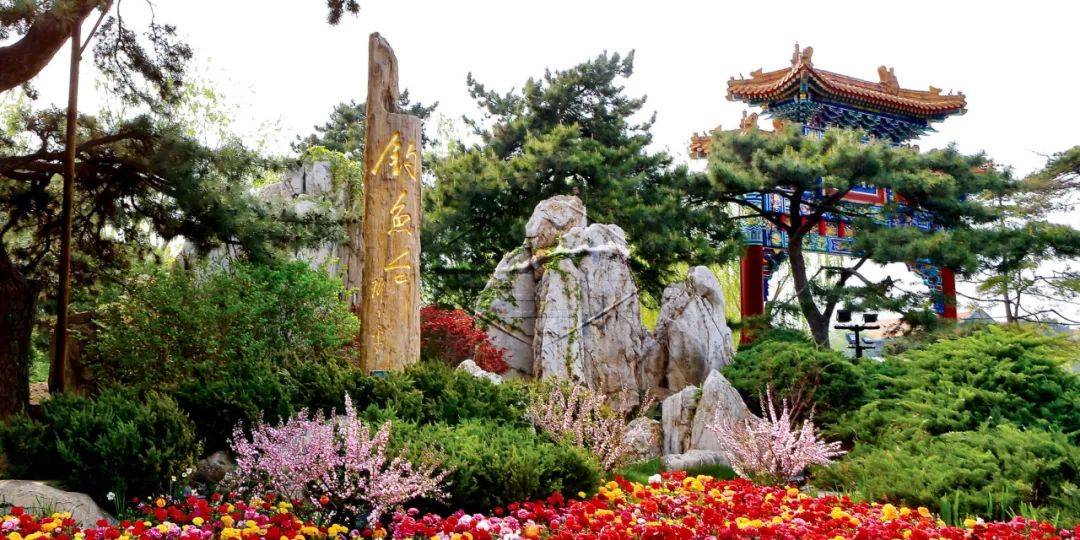 面朝大海匠心打造 | ha带你沉浸式预览青岛钓鱼台酒店_红色_大堂_文化