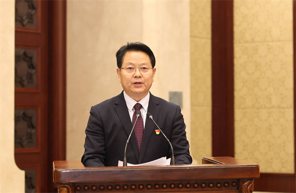 副师长,江苏省淮安市副市长)对口支援兵团第七师胡杨河市是按照党中央