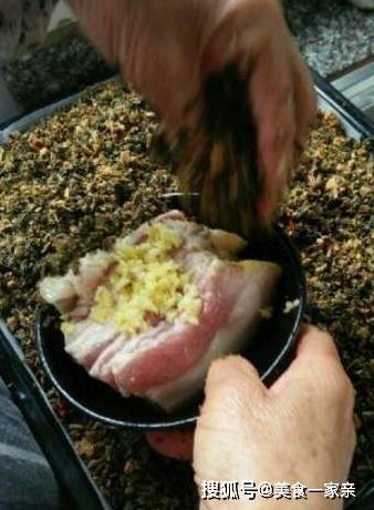 原创            正宗扣肉的家常做法，做法其实也不难，过节在家就能自己做！（扣肉做法最正宗的做法视频教程）
