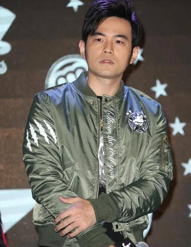 周杰伦的音乐之问：已经第一名的人要怎么变？_风格_影响力_乐坛