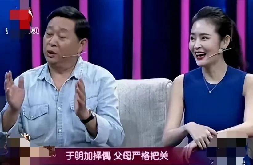 演员于明加:我这辈子最正确的决定,就是为普通丈夫生了两个女儿_胡俊