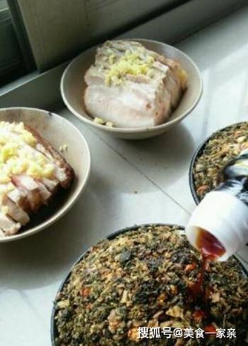 原创            正宗扣肉的家常做法，做法其实也不难，过节在家就能自己做！（扣肉做法最正宗的做法视频教程）