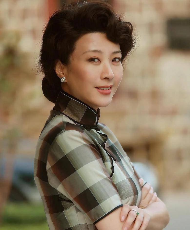 著名演员王静:长得漂亮戏也好,为人低调不张扬,追求平淡生活_领导