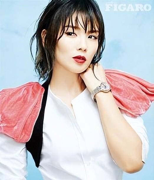 刘涛44岁再换脸?像韩国某女星?老公都认不出了_生活_小姑娘_鹅蛋脸