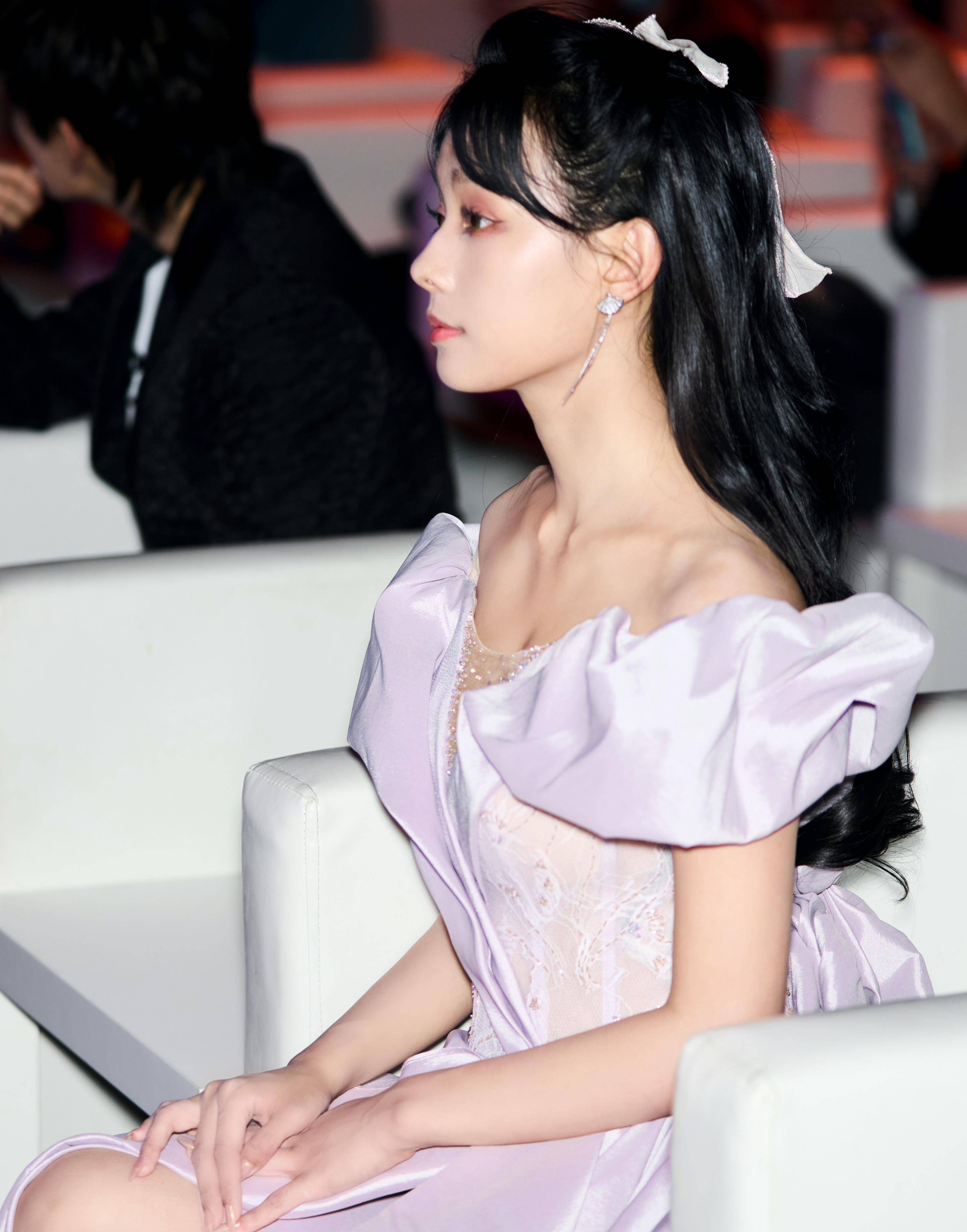 鲁照华 - 写真024期 典礼裙清新又惊艳,笑容甜美既少女又魅力十足