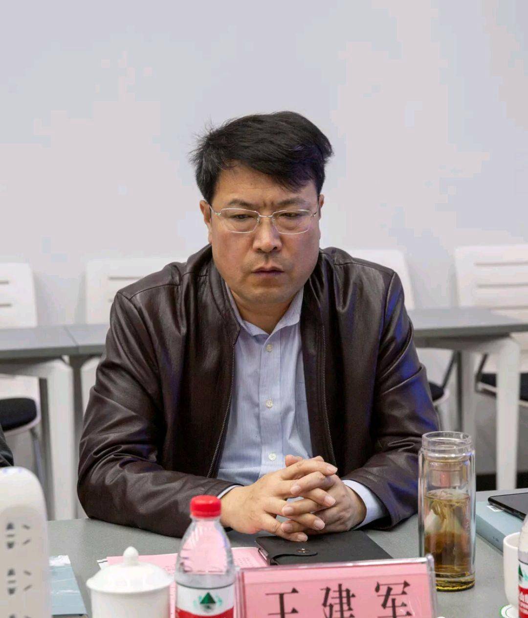 峡山区作家张瘦石长篇小说《潍水啸声》新书发布会在峡山区举行_管理