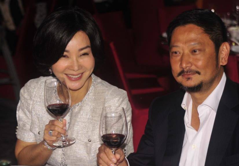 "亿万富婆"陈美凤:66岁身边仍追求者不断,现男友跟她相差30岁_徐福