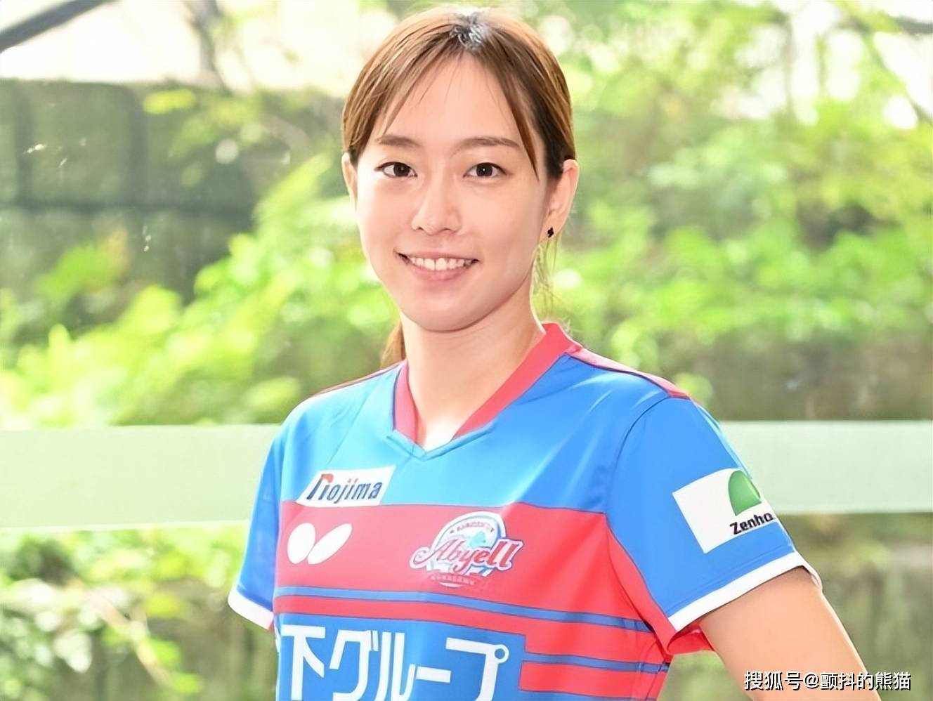 福原爱的替代 乒乓球女王石川佳纯引退后进入演艺圈_日本_女子_退役