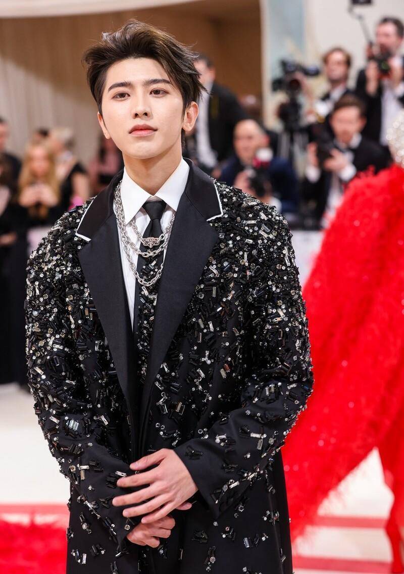 蔡徐坤 王嘉尔 刘雯 杨紫琼出席2023met gala庆典._大都会_盛典_时间