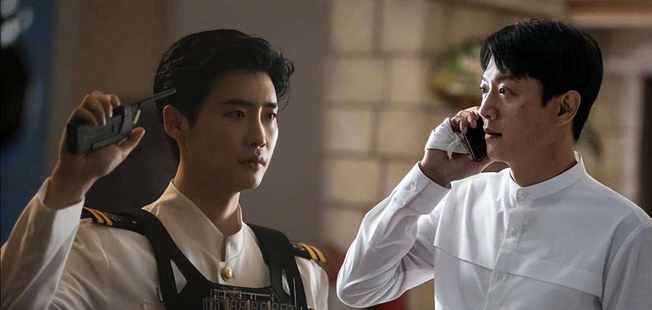 李钟硕,车银优《音爆浩劫》帅气破表_电影_炸弹_演技