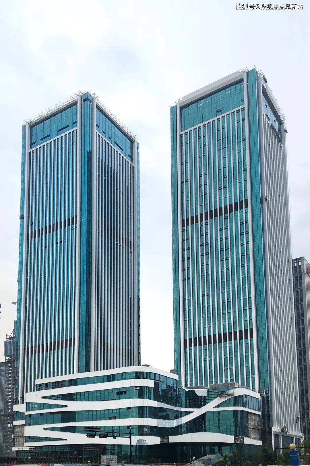 杭州奥体朝龙汇售楼处电话丨欢迎您奥体朝龙汇指定网站售楼中心丨楼盘