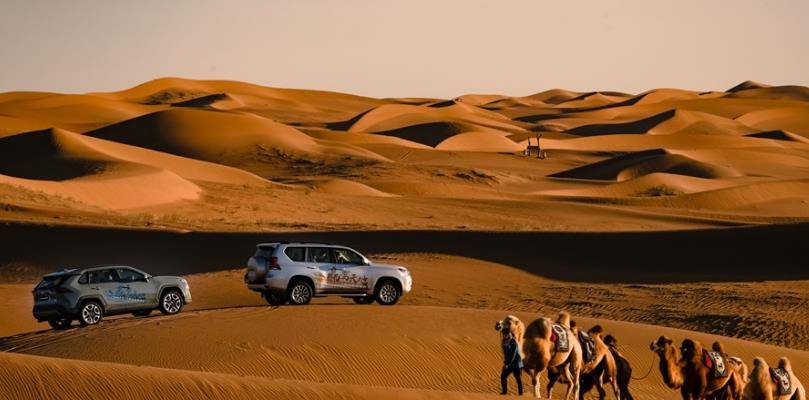 不鼓励开这款车去玩专业的越野赛道,如果是单车进入腾格里沙漠当中