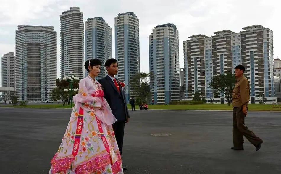 五一劳动节去朝鲜旅游回来后,发现朝鲜没网上说得那么离谱_平壤_户口