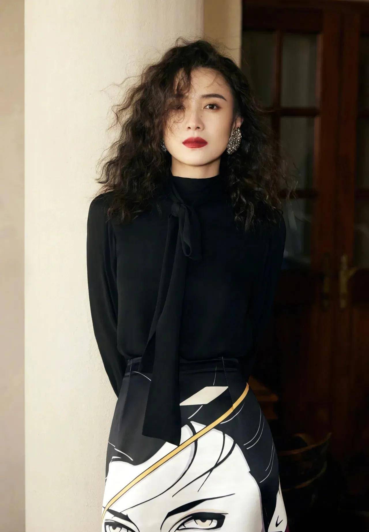 浓颜系美女-宋佳_时尚_潮流_风向标