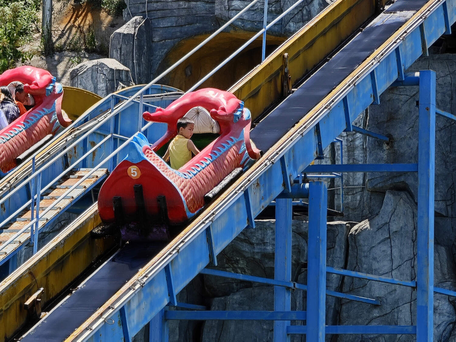 小米13 Ultra体验：徕卡全焦段四摄，一英寸可变光圈主摄显威力