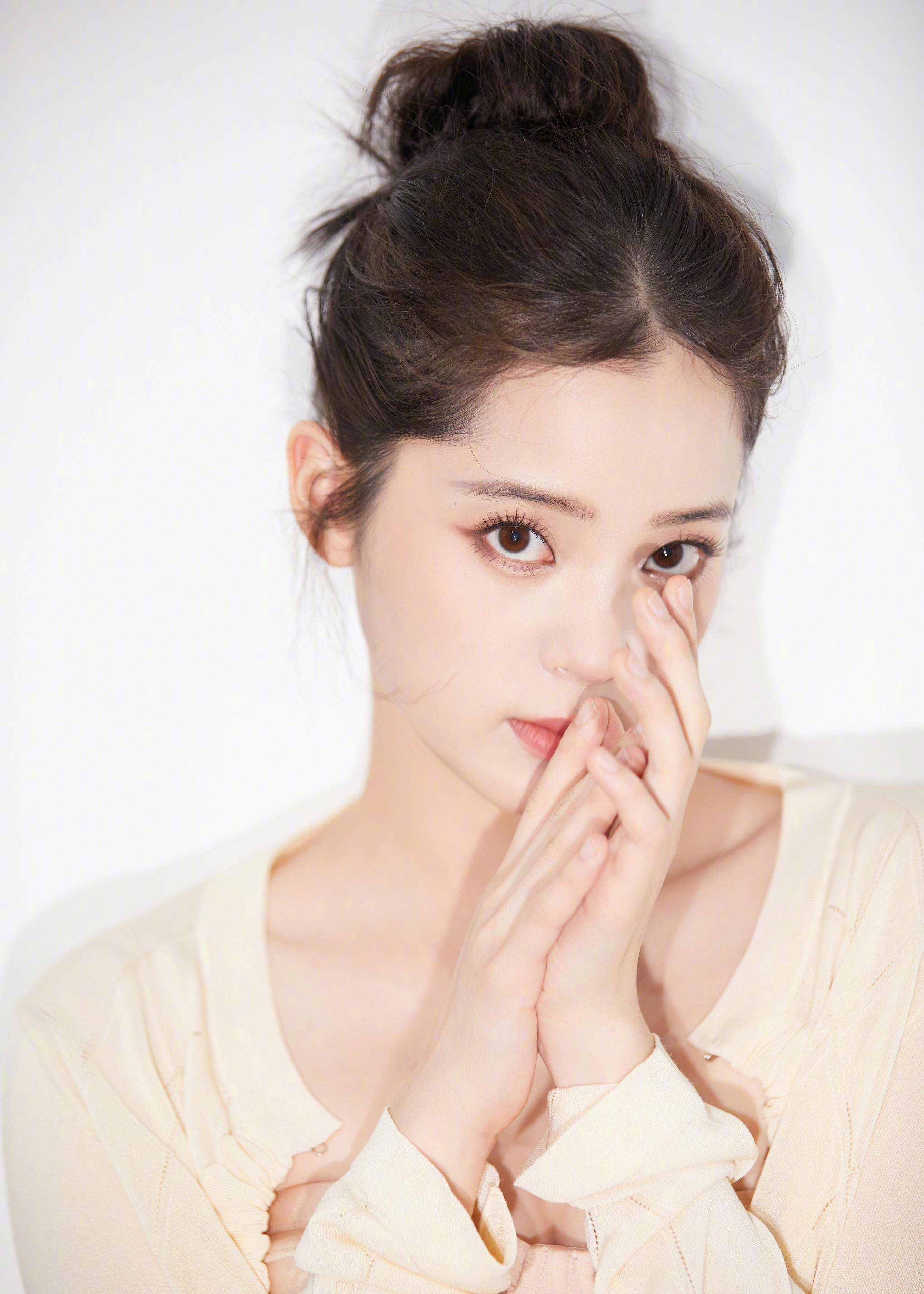 欧阳娜娜在逃公主妆_造型_美女_多多