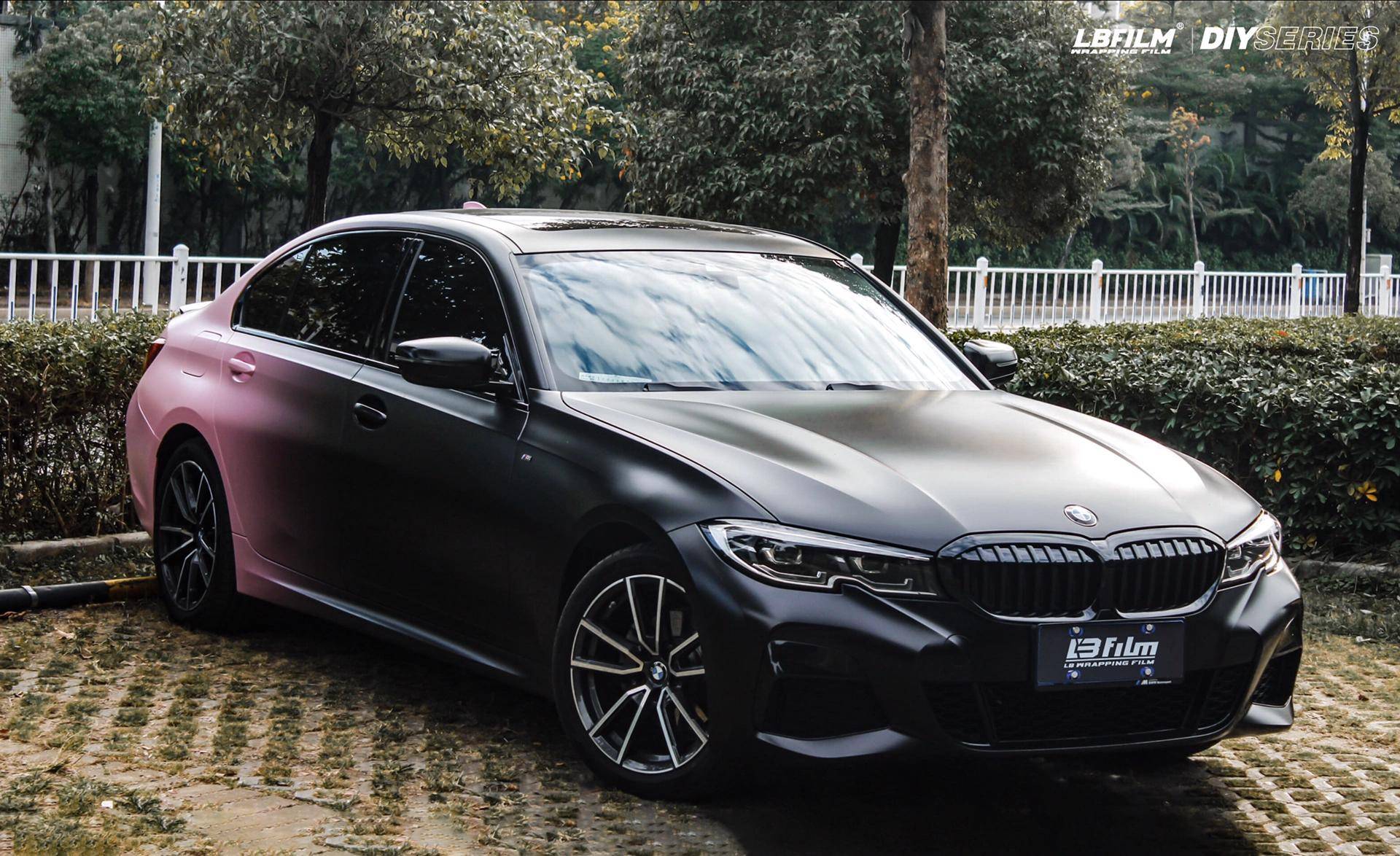 宝马汽车lb改色膜黑粉渐变定制彩绘,黑色到粉色的渐变_搜狐汽车_搜狐