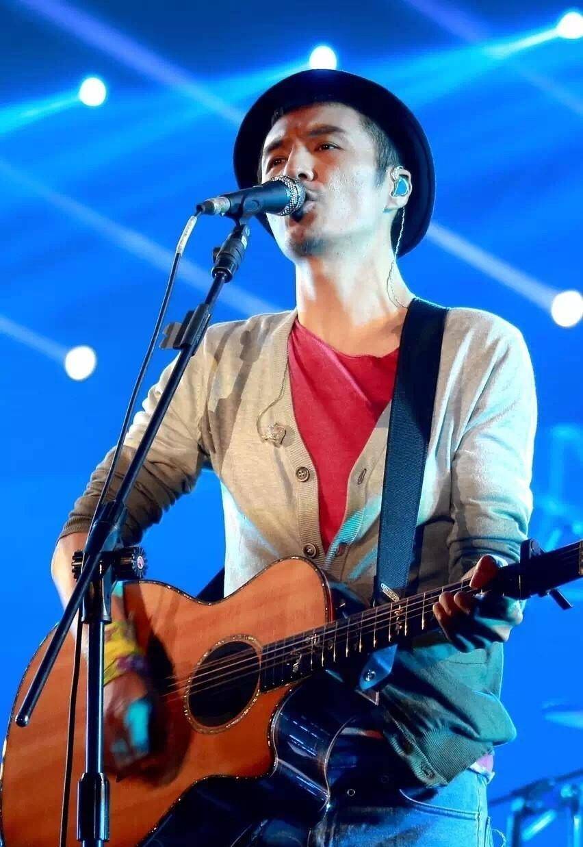 "乐坛隐士"朴树:缺钱才上综艺,20年前歌曲翻唱大火后称是污点_音乐