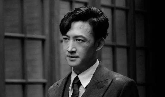 "富二代"王阳,出道18年不靠爹,41岁大器晚成,全靠娇妻旺事业_父亲