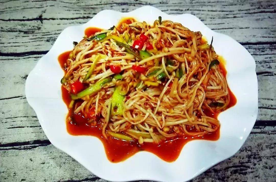 开胃的小凉菜做起来!这样拌的金针菇,酸辣又爽口!_备用_黄瓜_口感