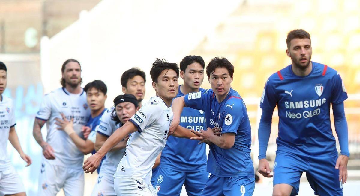 水原三星蓝翼vs全北现代,昔日霸主曾没落趋势,今天迎来反弹?