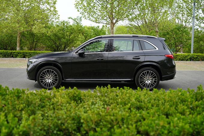 《豪华180》评测:全新奔驰glc l,7座版真的实用么?_搜狐汽车_搜狐网