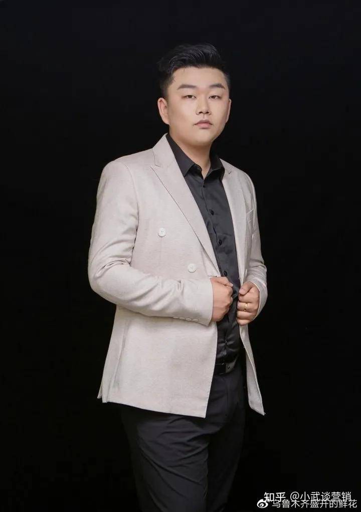 赵泽宇老师专访:为什么有那么多女性信赖认可他_舞台_专业_问题