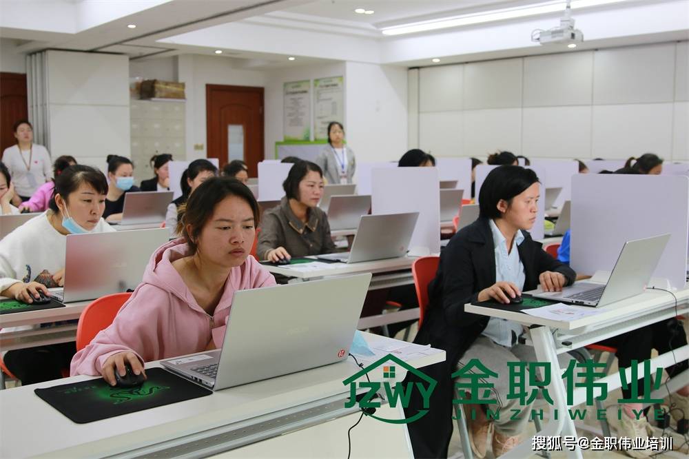 中级养老护理员证书考试迟到了怎么办？