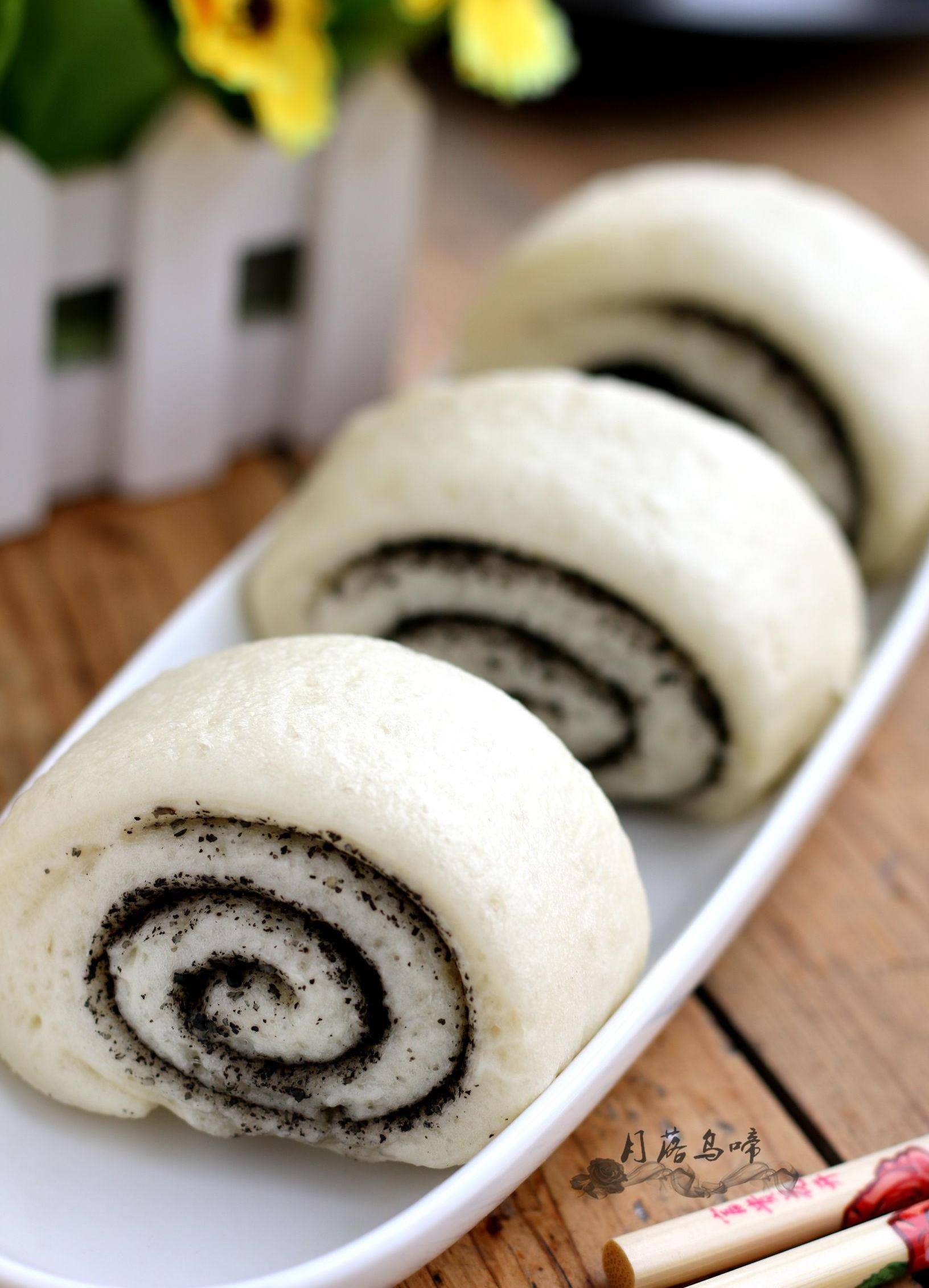 简单快手的黑芝麻花卷,人人爱吃,逢黑必补,变着花样吃黑色_面团_五脏