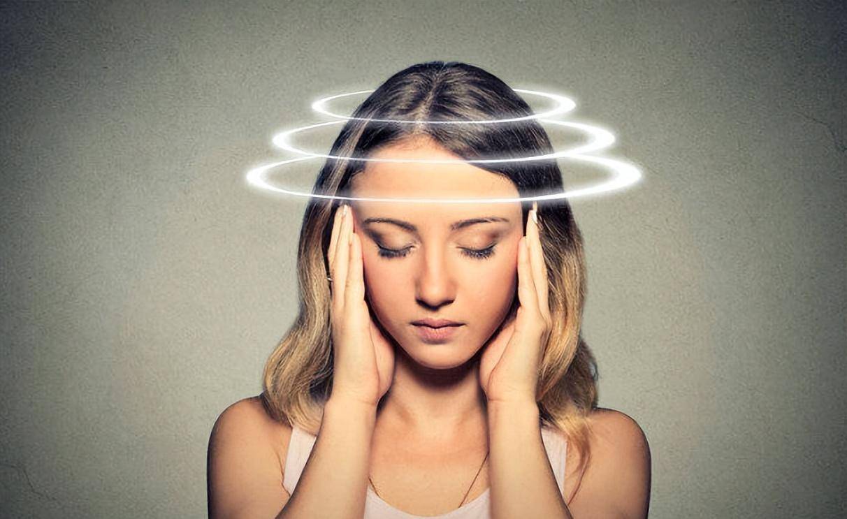 女性_状态_进行讨论