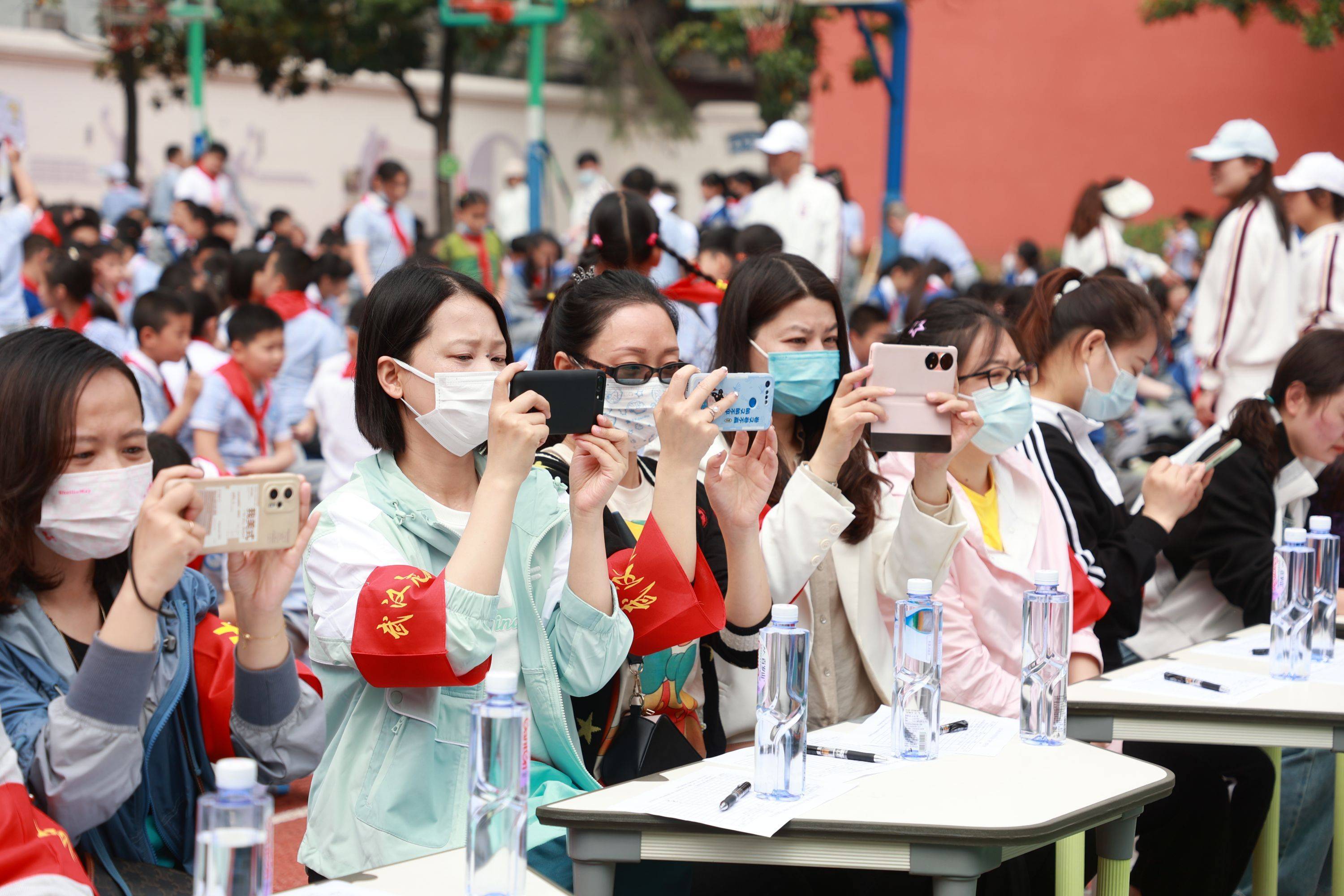 江岸区澳门路小学:一起"趣"运动 科创"乐"成长_余劲_表演_趣味