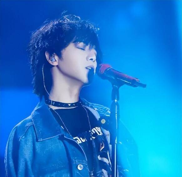 "银矿公子"华晨宇:一顿早餐顶普通人一年,郭麒麟都想张口借钱_价值