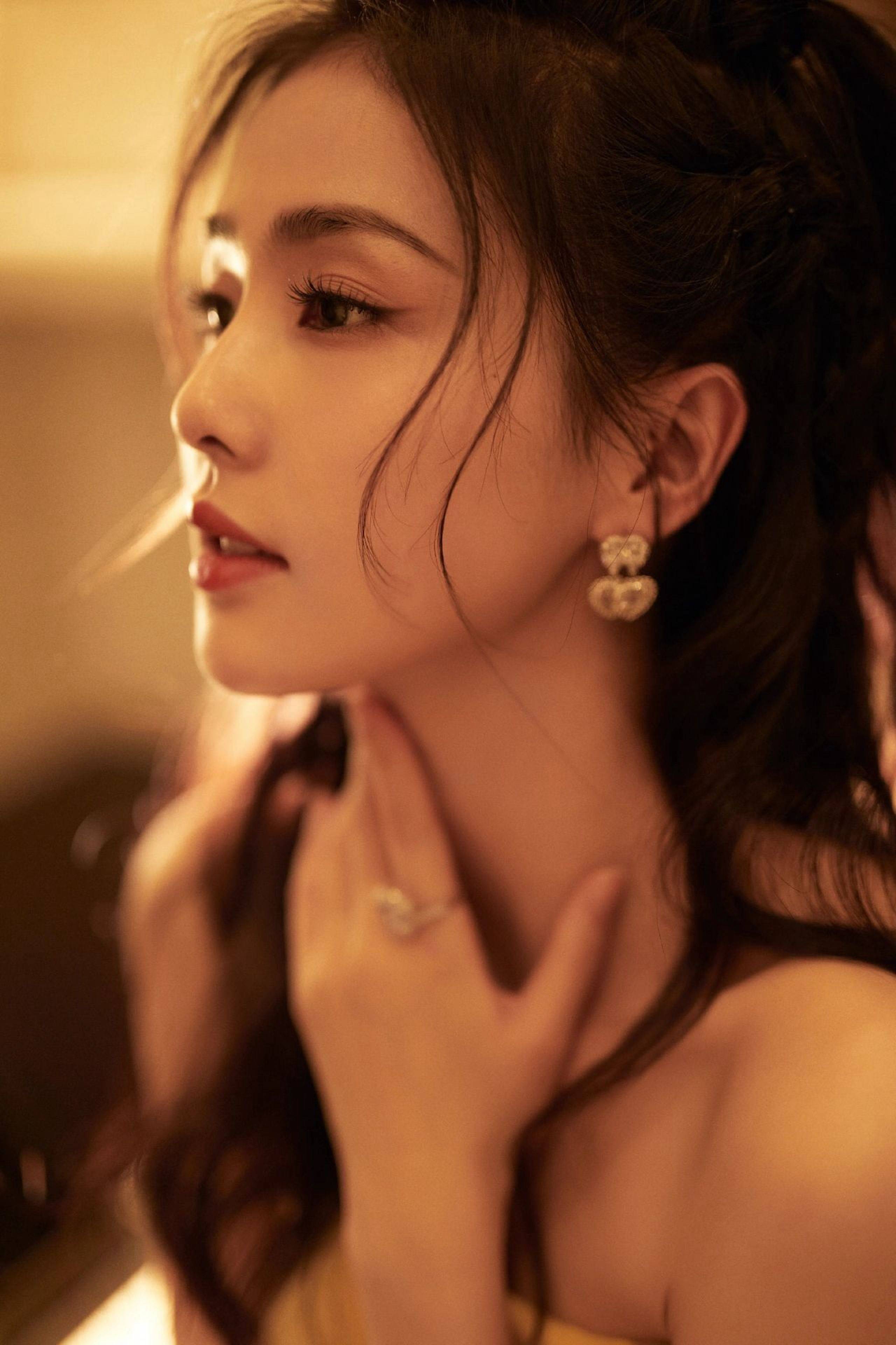 白鹿微醺禁欲风优雅迷人写真_一颦一笑_气质_女人