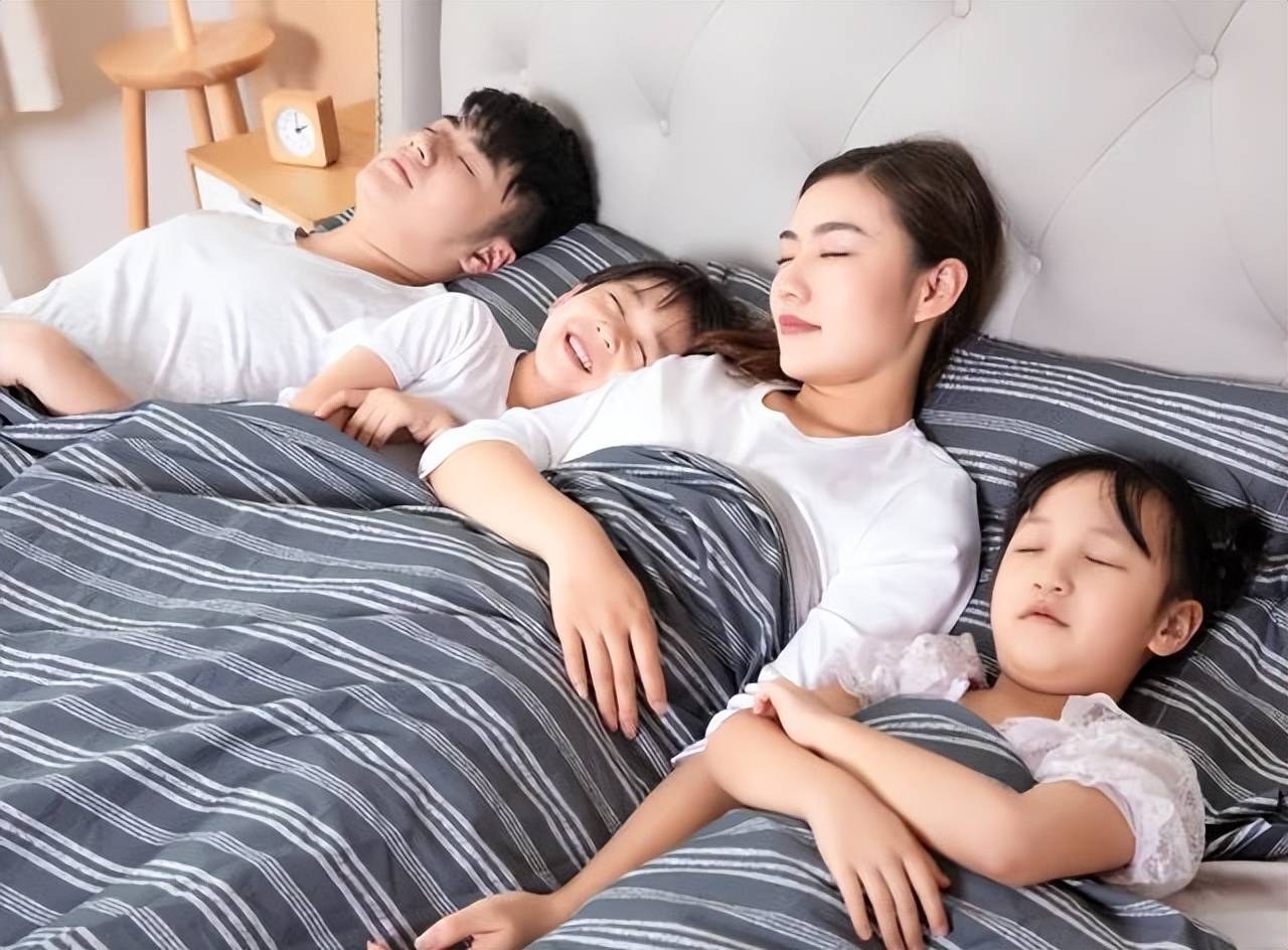 儿女双全好吗？等子女长大后才发现：全的是父母，牺牲的是女儿（儿女双全是一种什么体验）