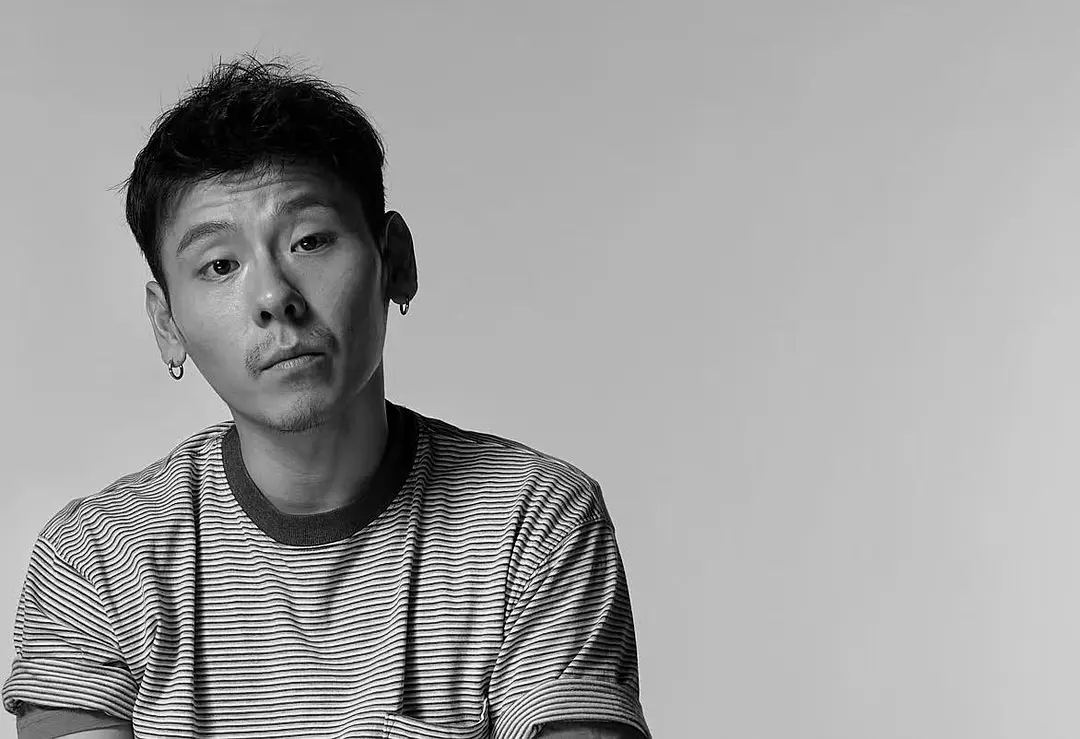 《漫长的季节》让他爆红,曾穷到发微博求职,女友还是超女20强_蒋奇