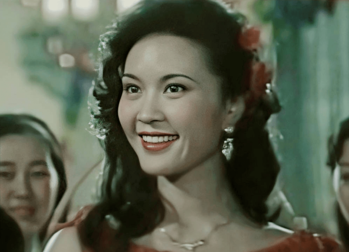 精湛的方舒也凭借这部作品接连获得了第九届大众电影百花奖最佳女演员