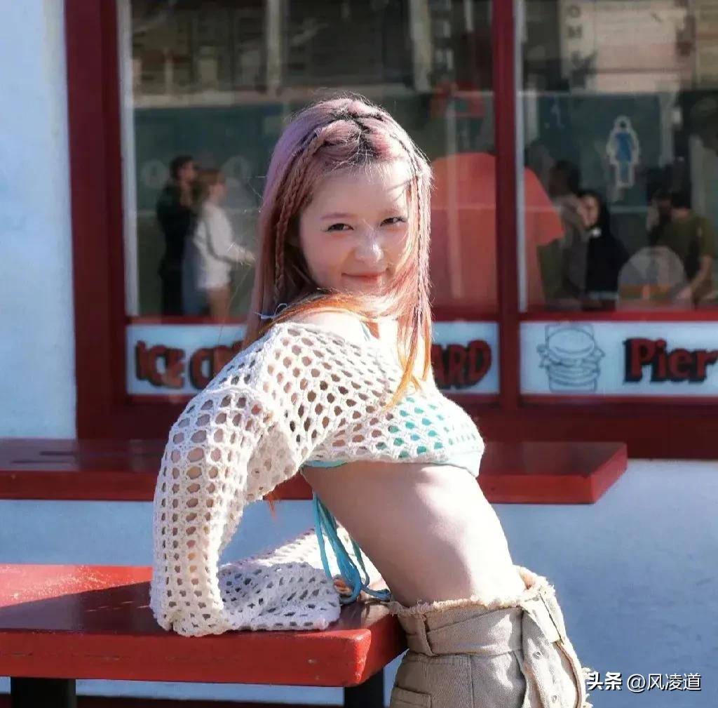 星女郎徐娇!海滩大胆写真上热搜!_比基尼_网友_女孩