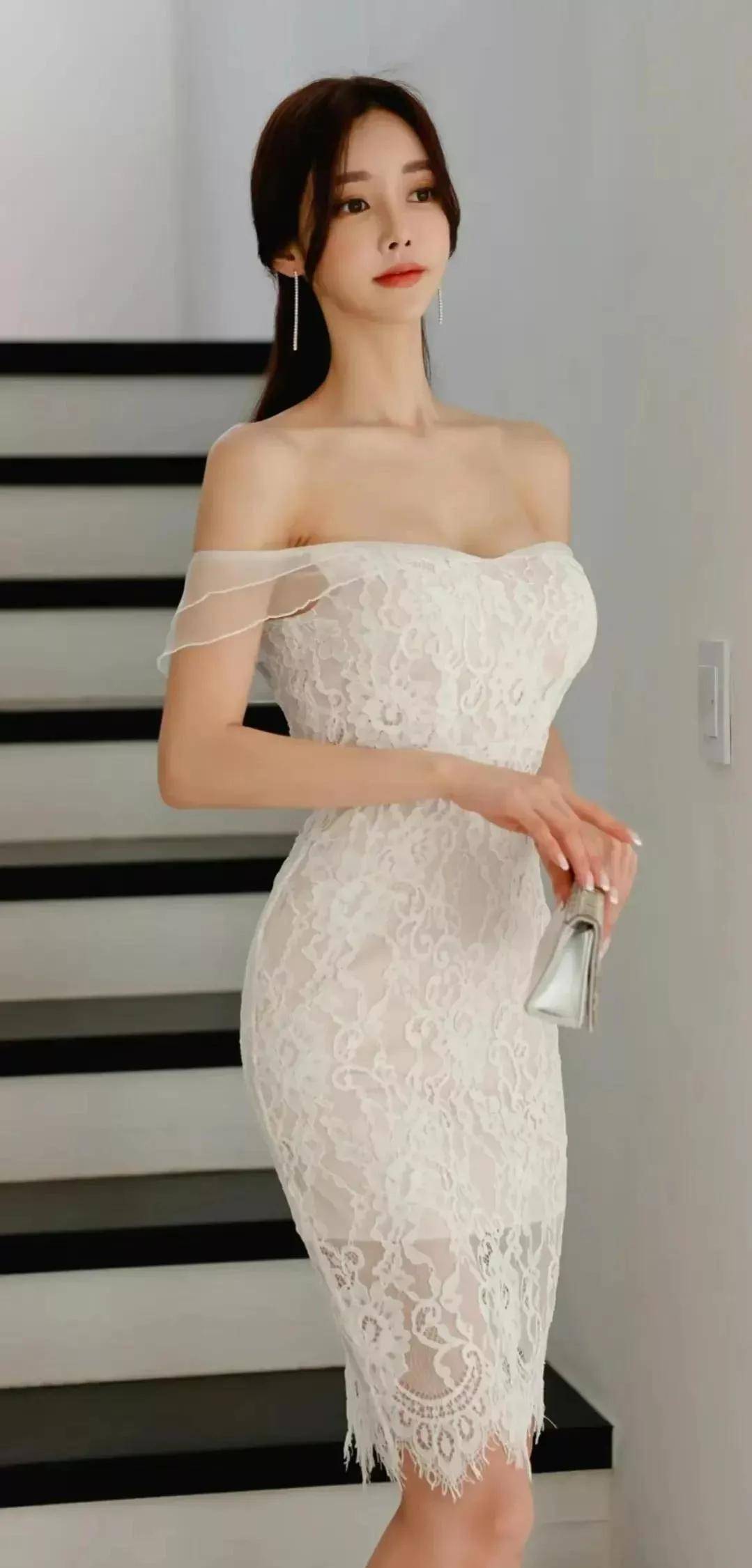 风情万种性感迷人韩国女模特孙允珠_身材_美女_生活