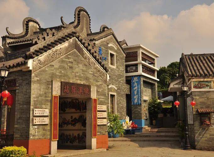 广州团建活动攻略 |来一场释放团队活力的团建活动 → 派对团建主题团建（广州拓展团建策划公司有哪些）