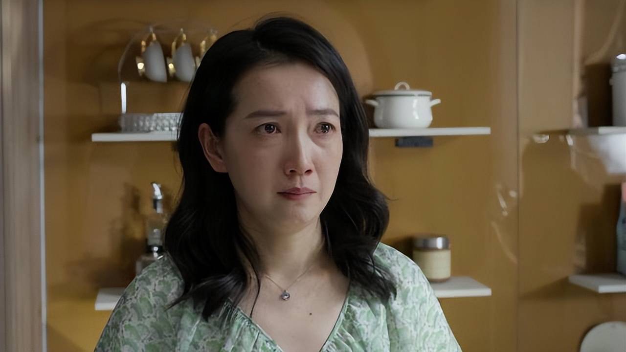 姜璐被出轨却不离婚,原因很心酸!_婚姻_左娜_原生家庭